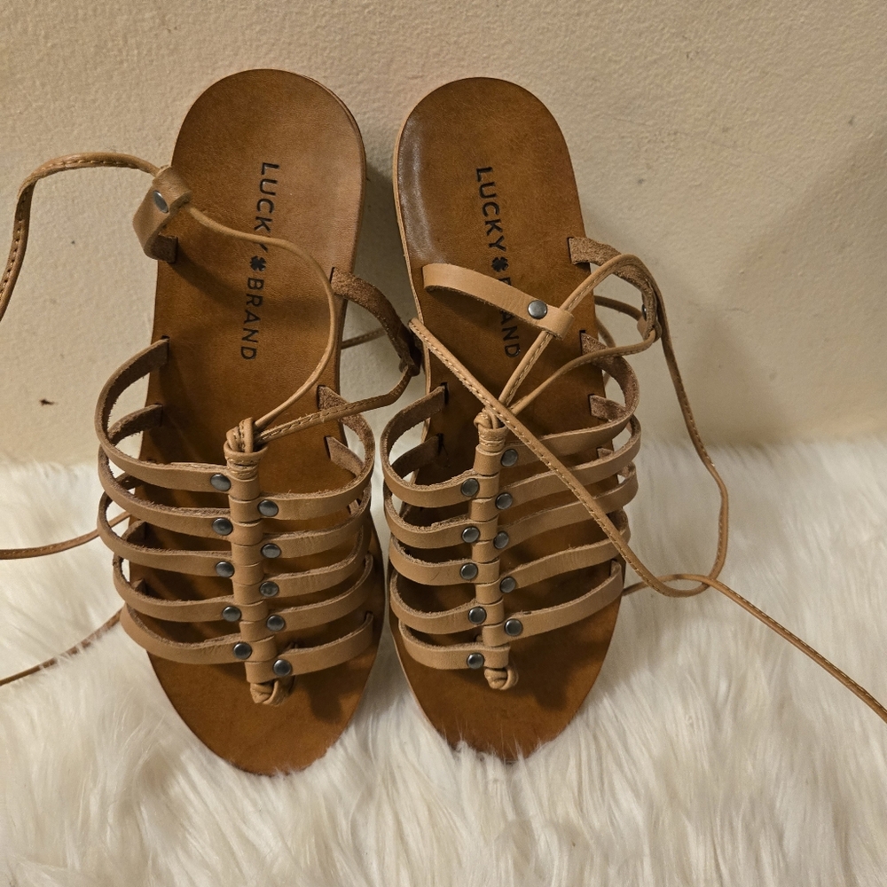 LUCKY BRAND Tan Leather Sandals Size 7.5 M-37.5